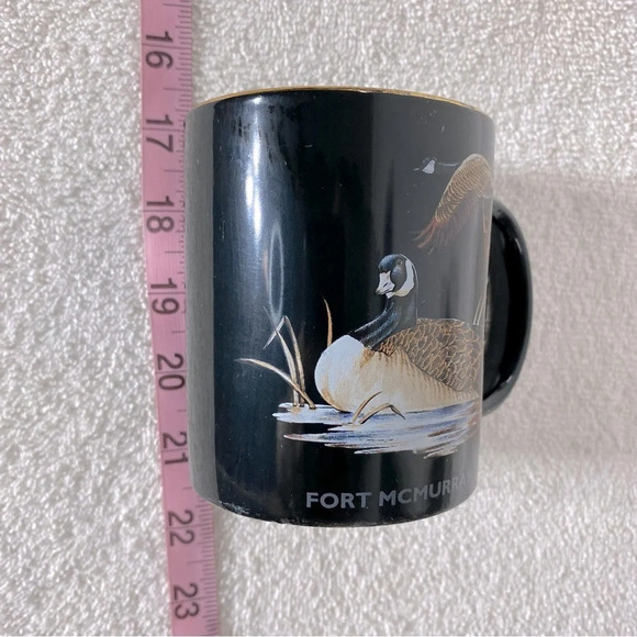Vintage  Fort McMurray Souvenir Canada Goose Mug - Picture 13 of 13